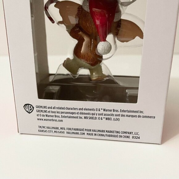 Hallmark Gremlins Gizmo In Santa Hat Christmas Ornament - Picture 12 of 16